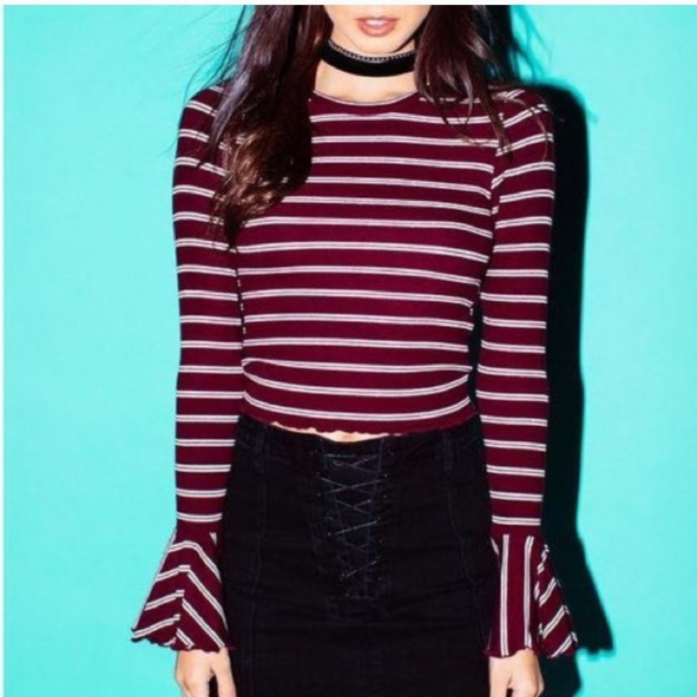 Adam Levine Collection Burgundy Striped Crop Top Sz XS